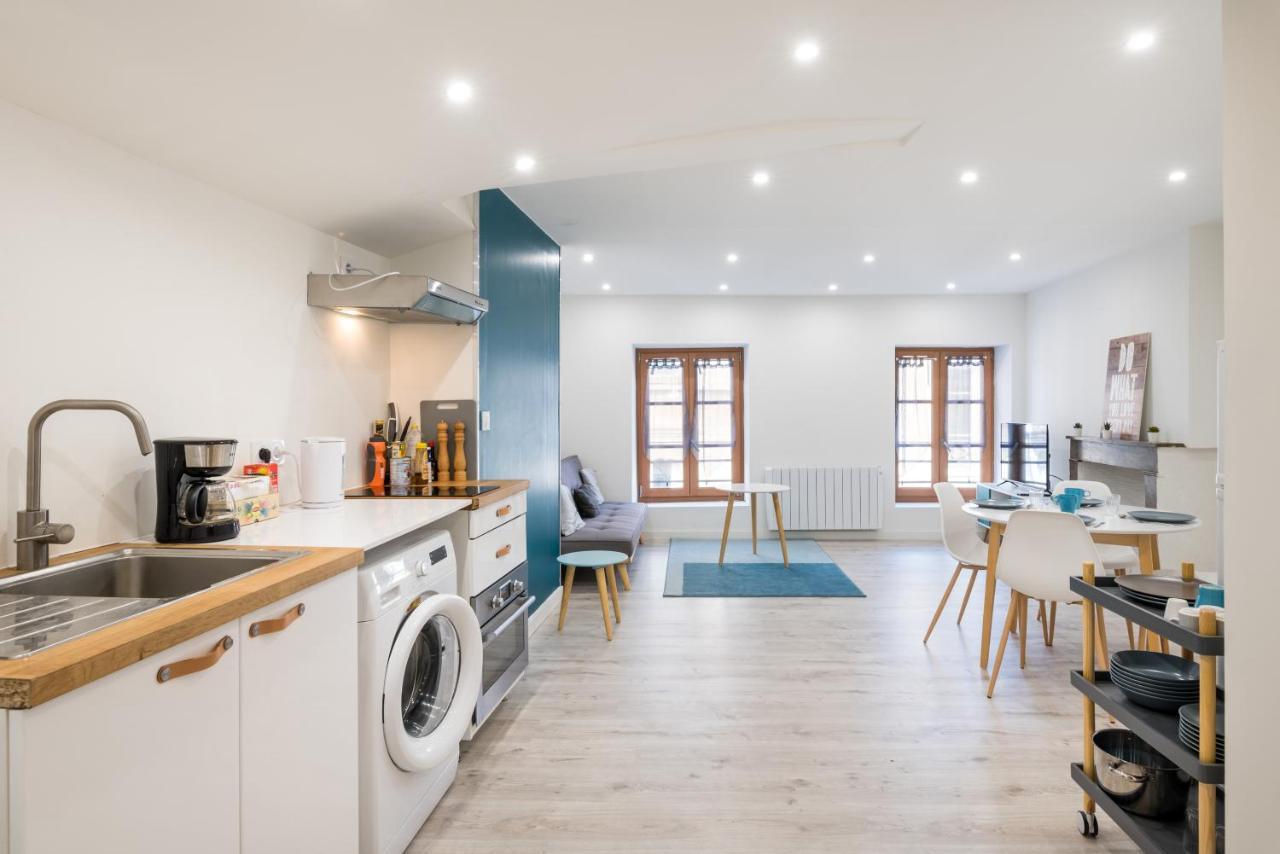 Appartement Netflix Centre De Vienne Pres De Lyon Екстериор снимка