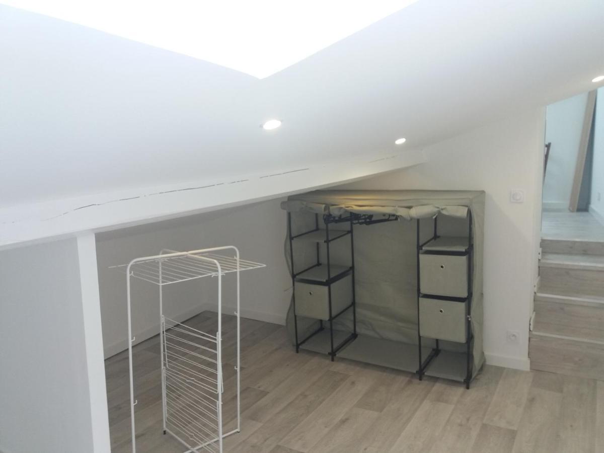 Appartement Netflix Centre De Vienne Pres De Lyon Екстериор снимка
